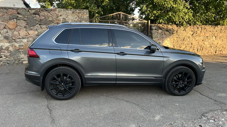 Volkswagen Tiguan 2018 - 2
