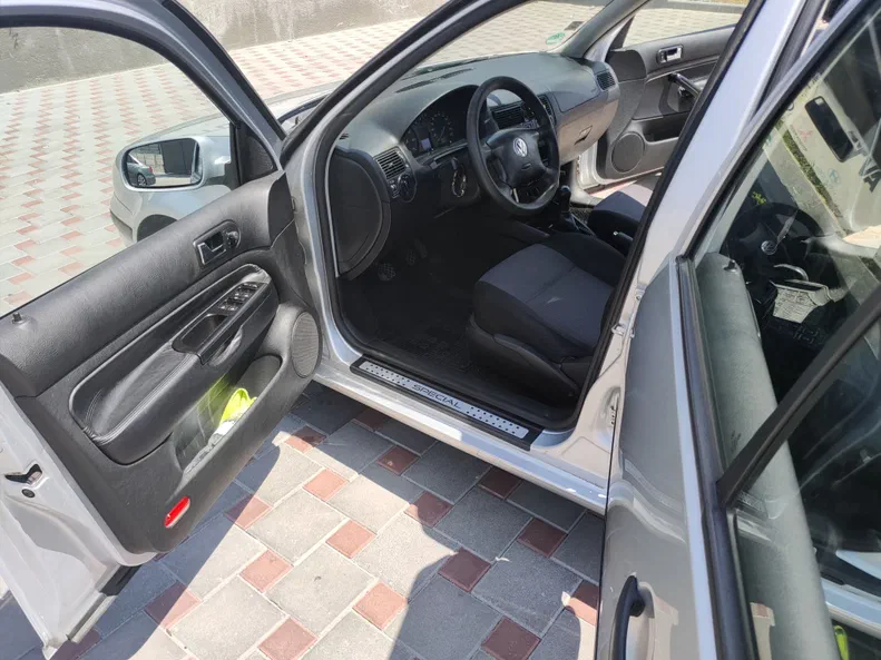 Volkswagen Golf 2002 - 6
