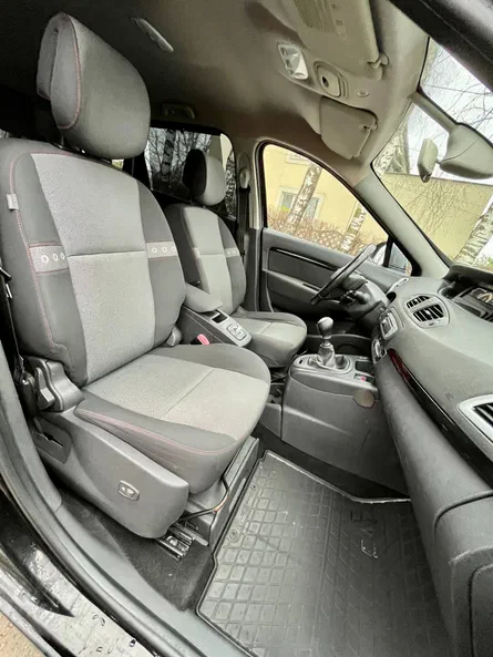 Renault Scenic 2013 - 1