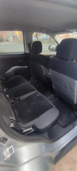 Mitsubishi Outlander 2010 - 13