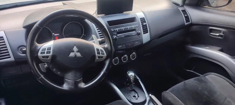 Mitsubishi Outlander 2010 - 7