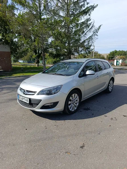 Opel Astra 2014 - 0
