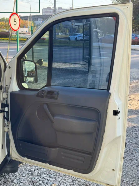 Ford Transit Connect 2011 - 14