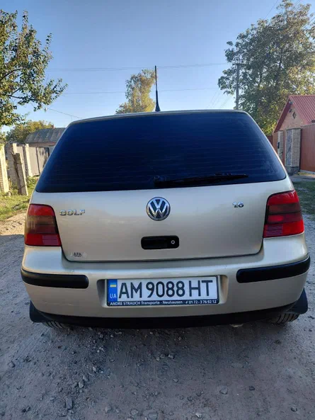 Volkswagen Golf 2002 - 11