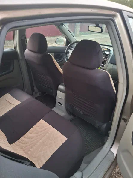 Kia Cerato 2004 - 5