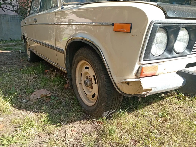 Lada (ВАЗ) 2106 1985 - 1