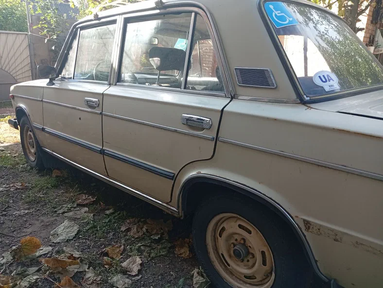 Lada (ВАЗ) 2106 1985 - 2