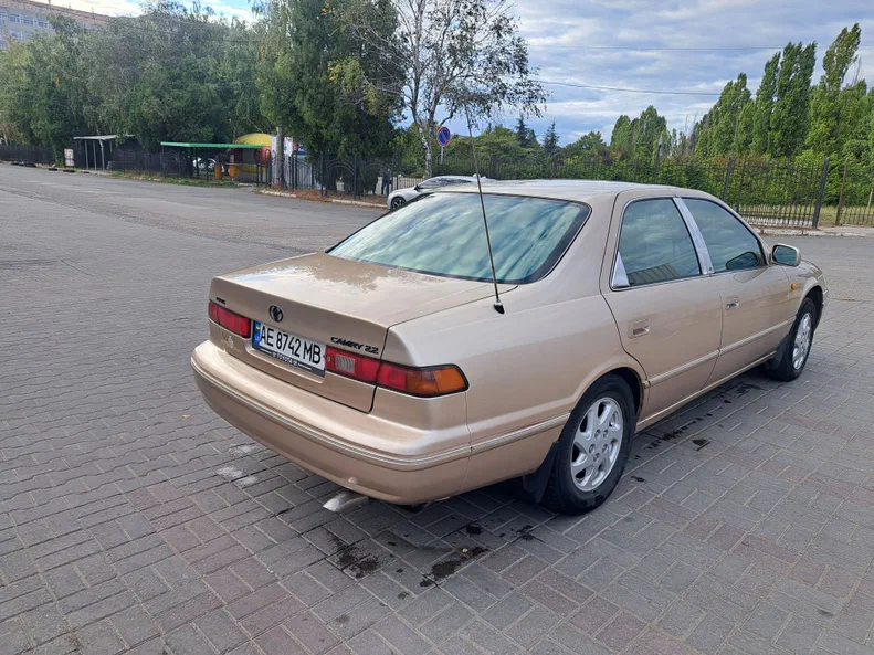 Toyota Camry 1999 - 6