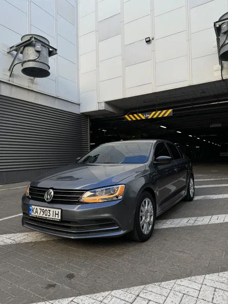 Volkswagen Jetta 2015 - 9