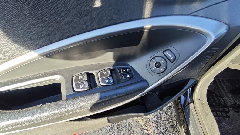 Hyundai Santa Fe 2013 - 18