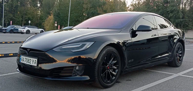 Tesla Model S 2017 - 4