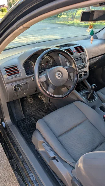 Volkswagen Golf 2004 - 8
