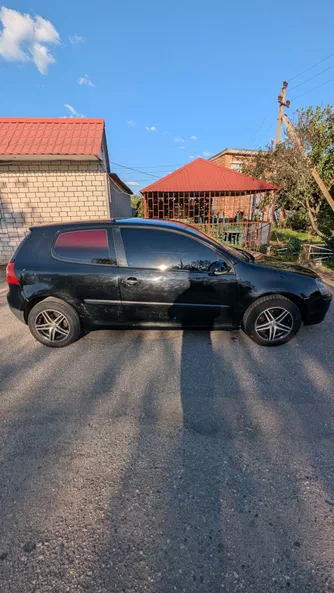 Volkswagen Golf 2004 - 4