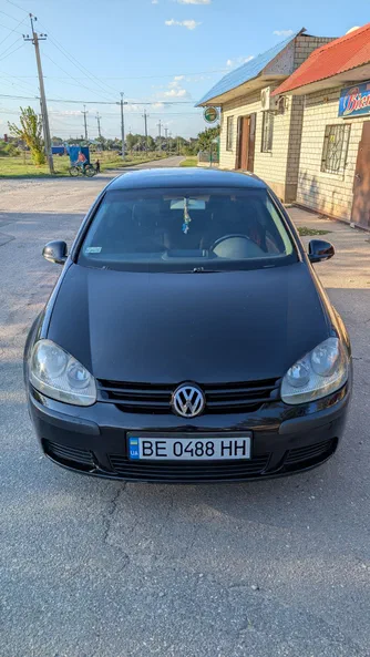 Volkswagen Golf 2004 - 0