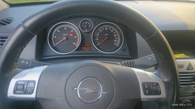Opel Astra 2009 - 3