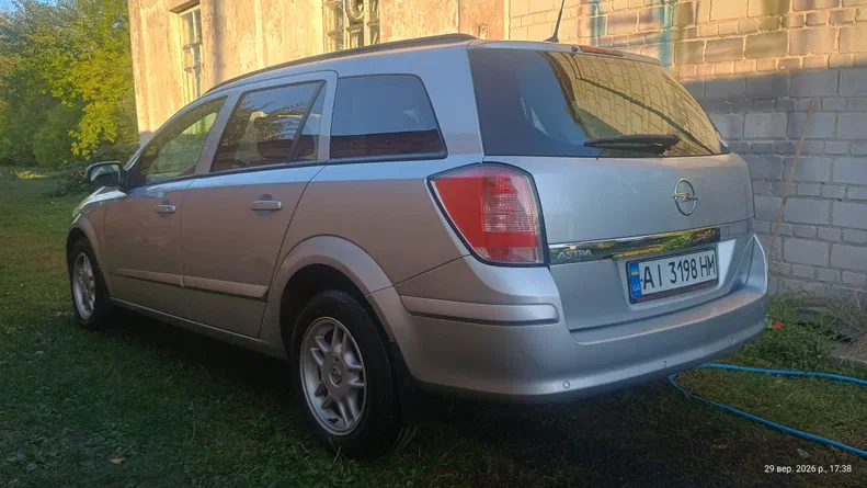 Opel Astra 2009 - 6