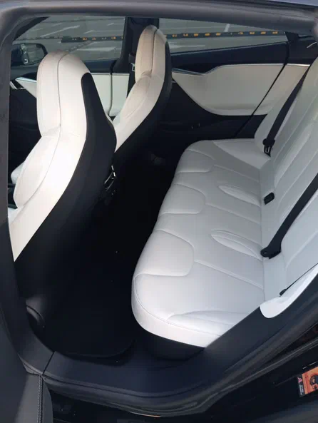 Tesla Model S 2017 - 9