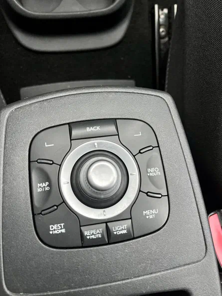 Renault Scenic 2013 - 26
