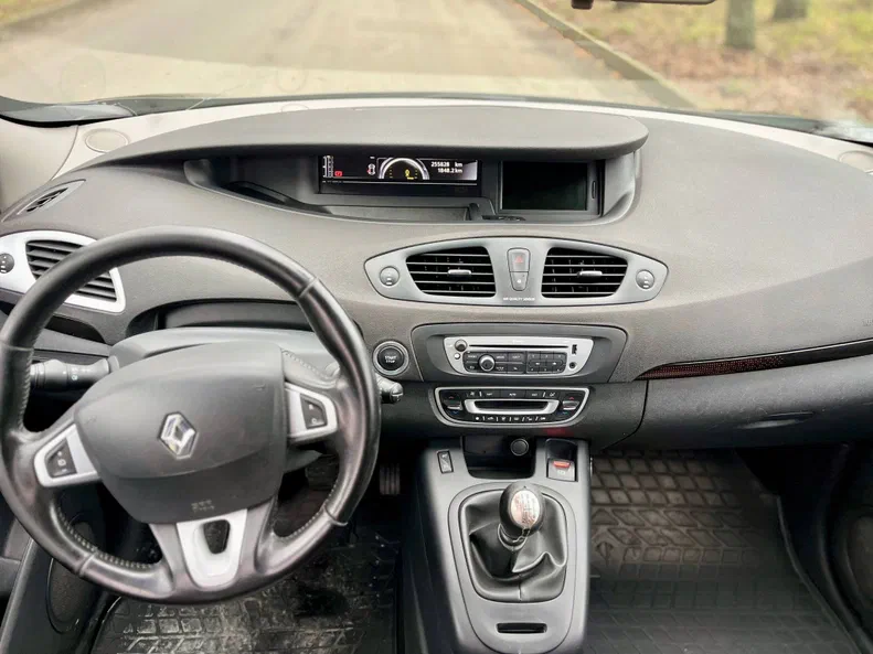 Renault Scenic 2013 - 15