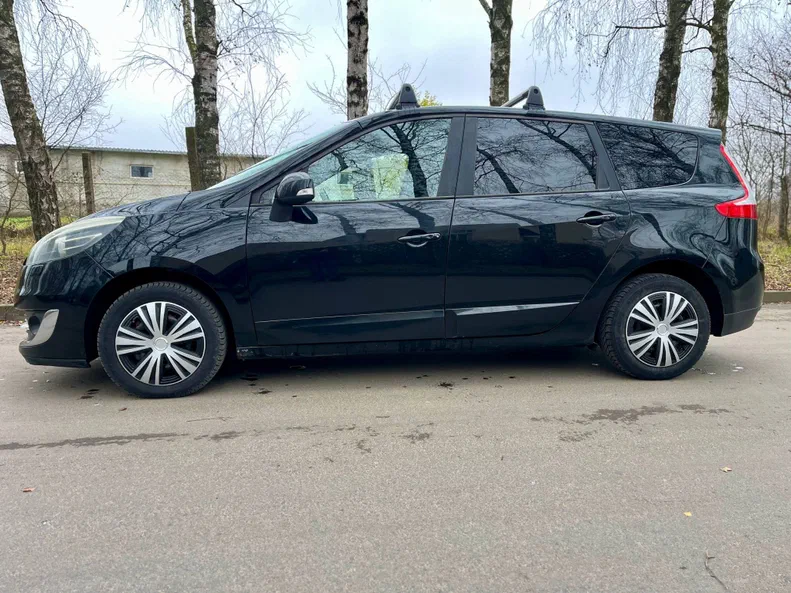 Renault Scenic 2013 - 6