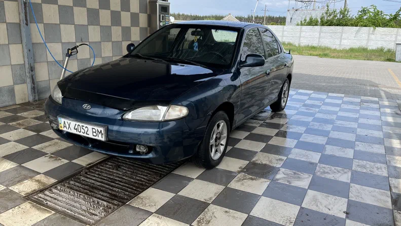 Hyundai Elantra 1995 - 0