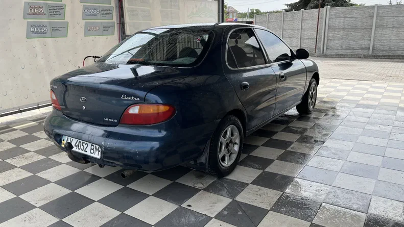 Hyundai Elantra 1995 - 2