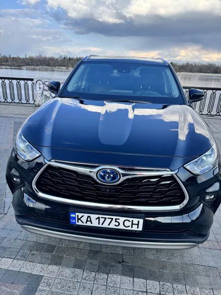 Toyota Highlander 2021