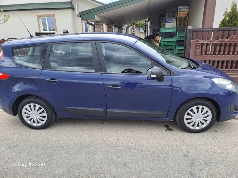 Renault Scenic 2010 - 2