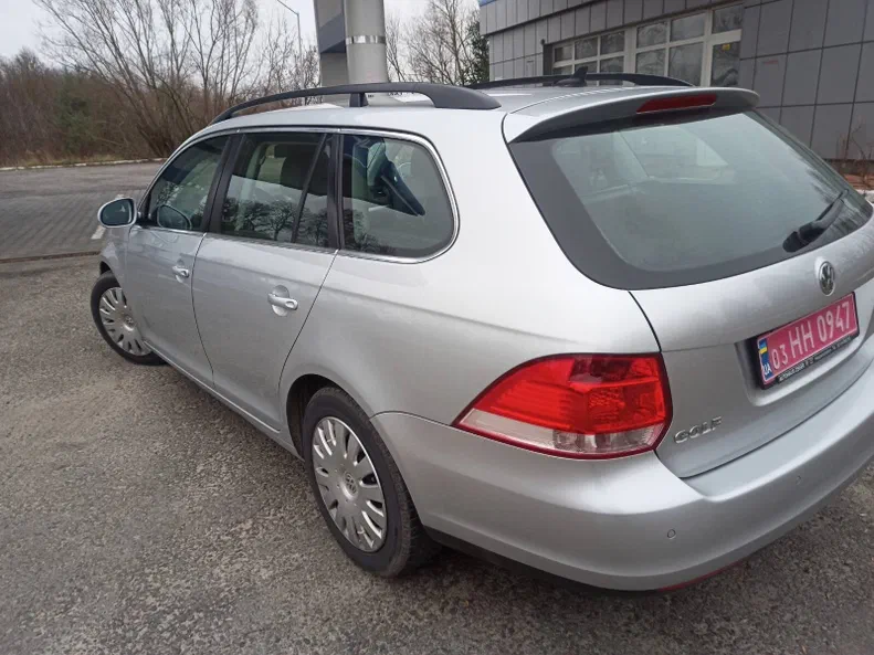 Volkswagen Golf 2009 - 5