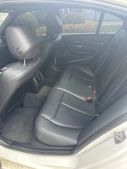 BMW 3 серии 2018 - 17