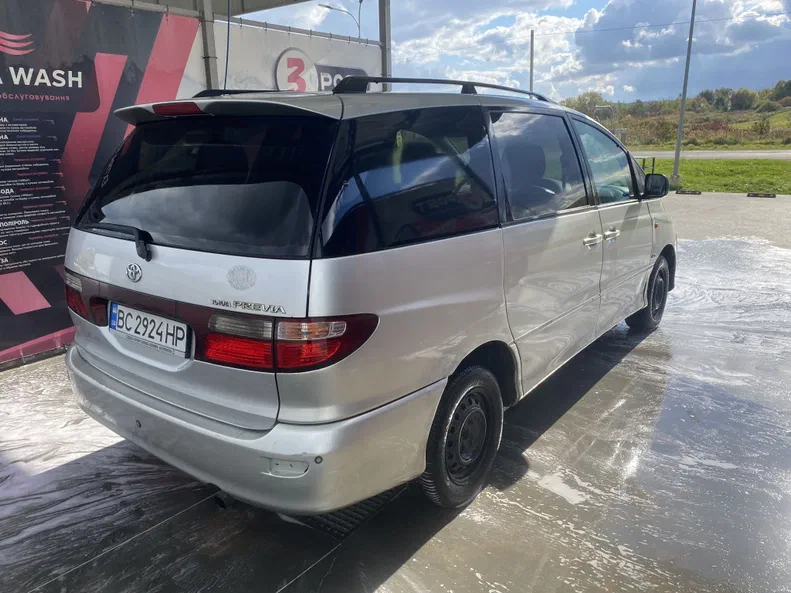 Toyota Previa 2002 - 7