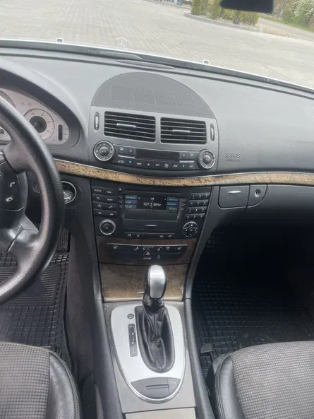 Mercedes-Benz E-Класс 2006