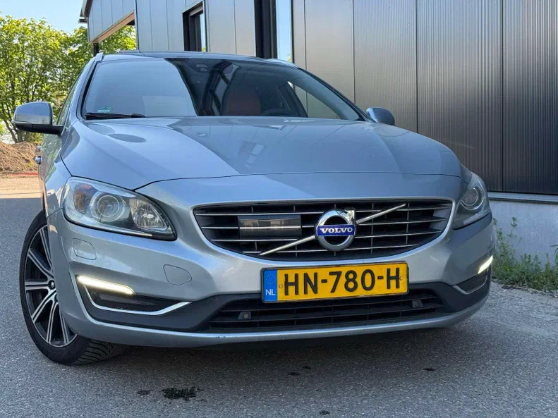 Volvo V60 2015