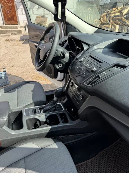 Ford Escape 2017 - 21