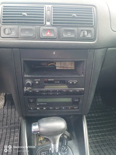 Volkswagen Golf 2001 - 8