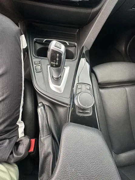 BMW 3 серии 2018 - 15