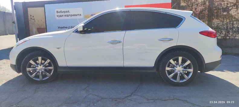 Infiniti EX 2010