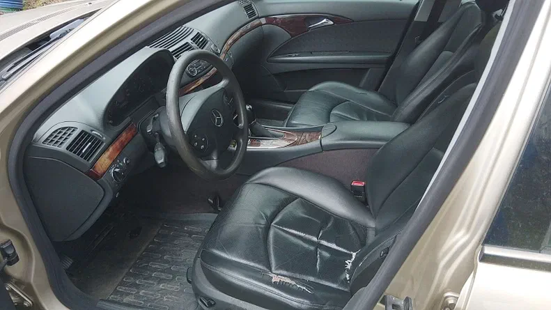 Mercedes-Benz E-Клас 2002 - 5