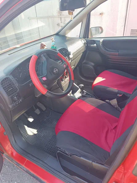Opel Zafira 2002 - 8