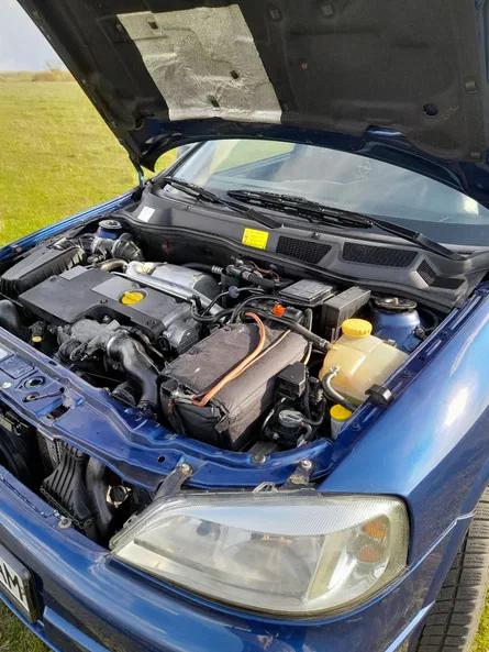 Opel Astra 2004 - 8