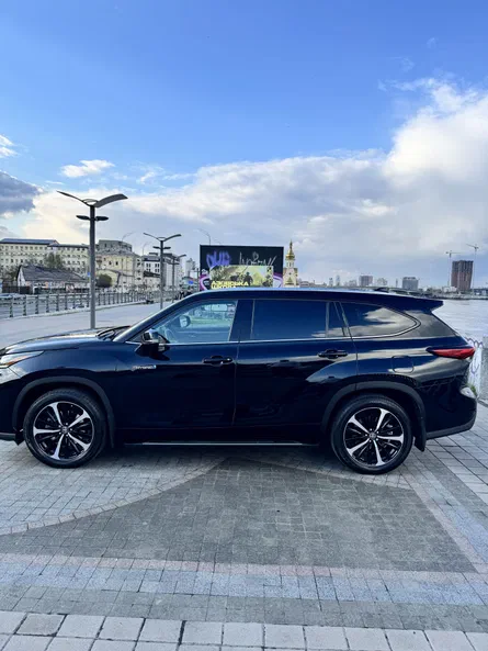 Toyota Highlander 2021 - 22