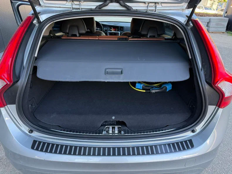 Volvo V60 2015 - 12