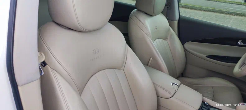Infiniti EX 2010 - 12