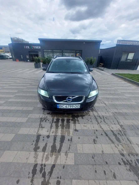 Volvo V50 2009