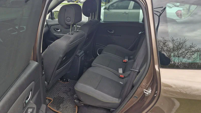 Renault Scenic 2010 - 7