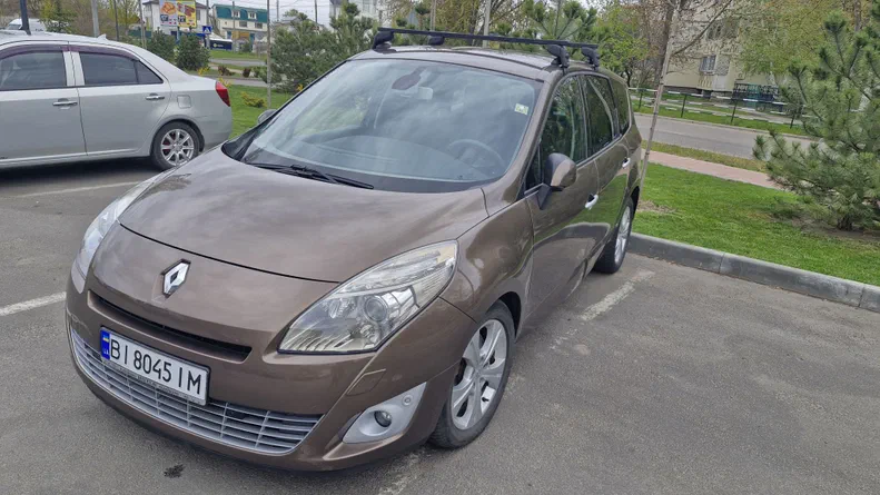Renault Scenic 2010 - 2