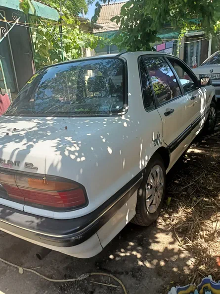 Mitsubishi Galant 1988 - 6