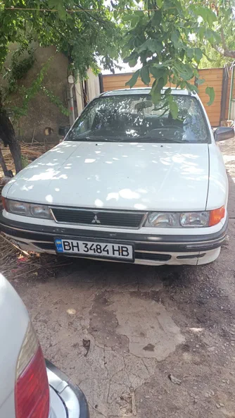 Mitsubishi Galant 1988