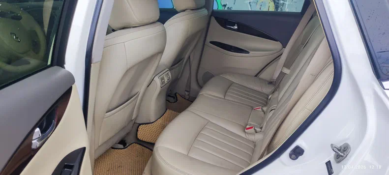 Infiniti EX 2010 - 13