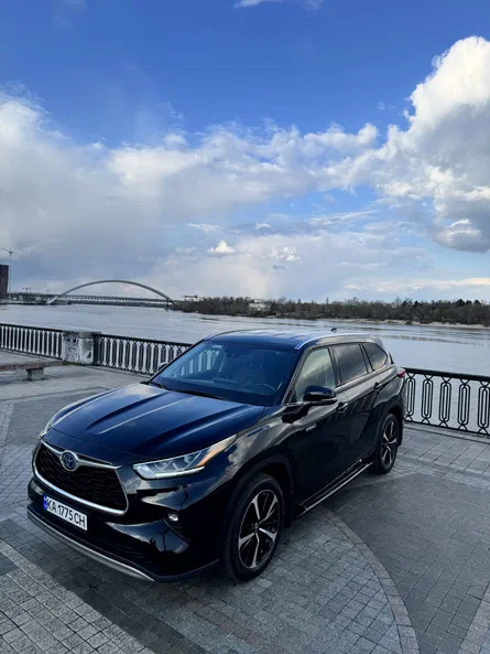 Toyota Highlander 2021 - 24